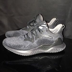 Adidas alphabounce (black)